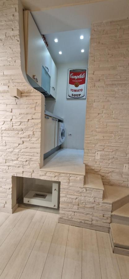 Savelli Apartment Old Town - Near Navona Place Roma Exterior foto